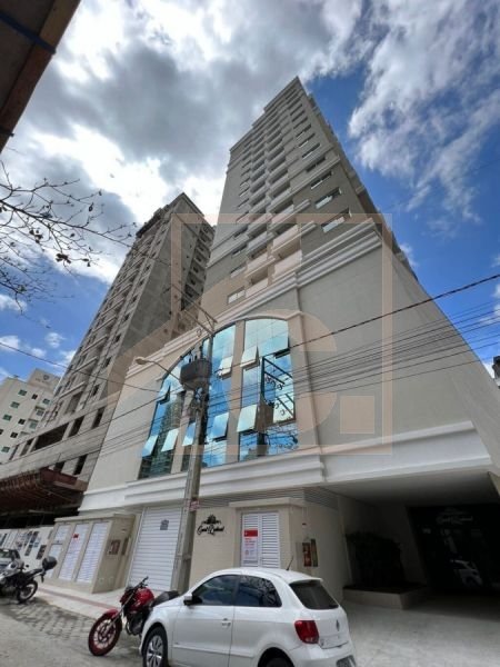 Apartamento Ed. Sunset Boulevard Residence