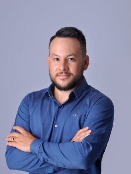 Cristian  - Corretor