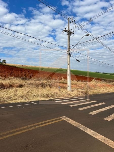 Terreno à venda em Pato Branco no Bairro Fraron- Loteamento Dom Luiz Q-2185 L-02