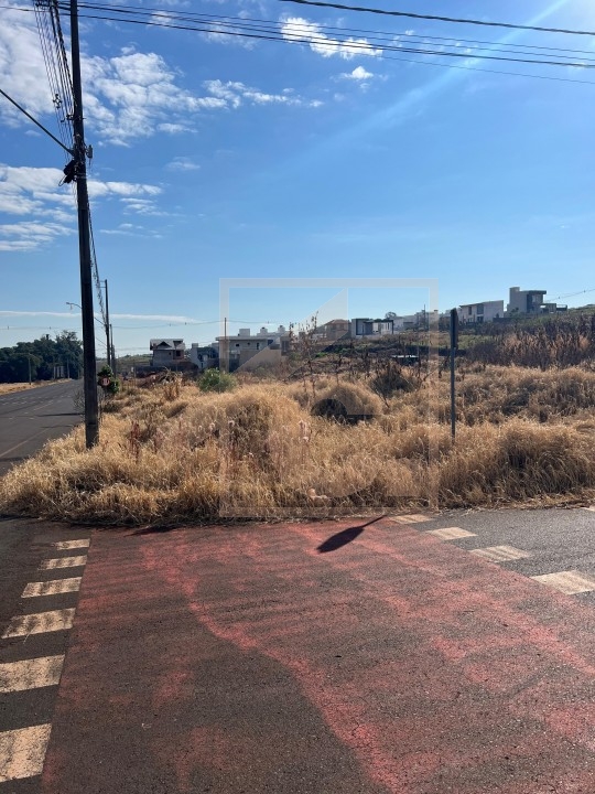 Terreno à venda em Pato Branco no Bairro Fraron-  Loteamento Dom Luiz Q-2174 L-15